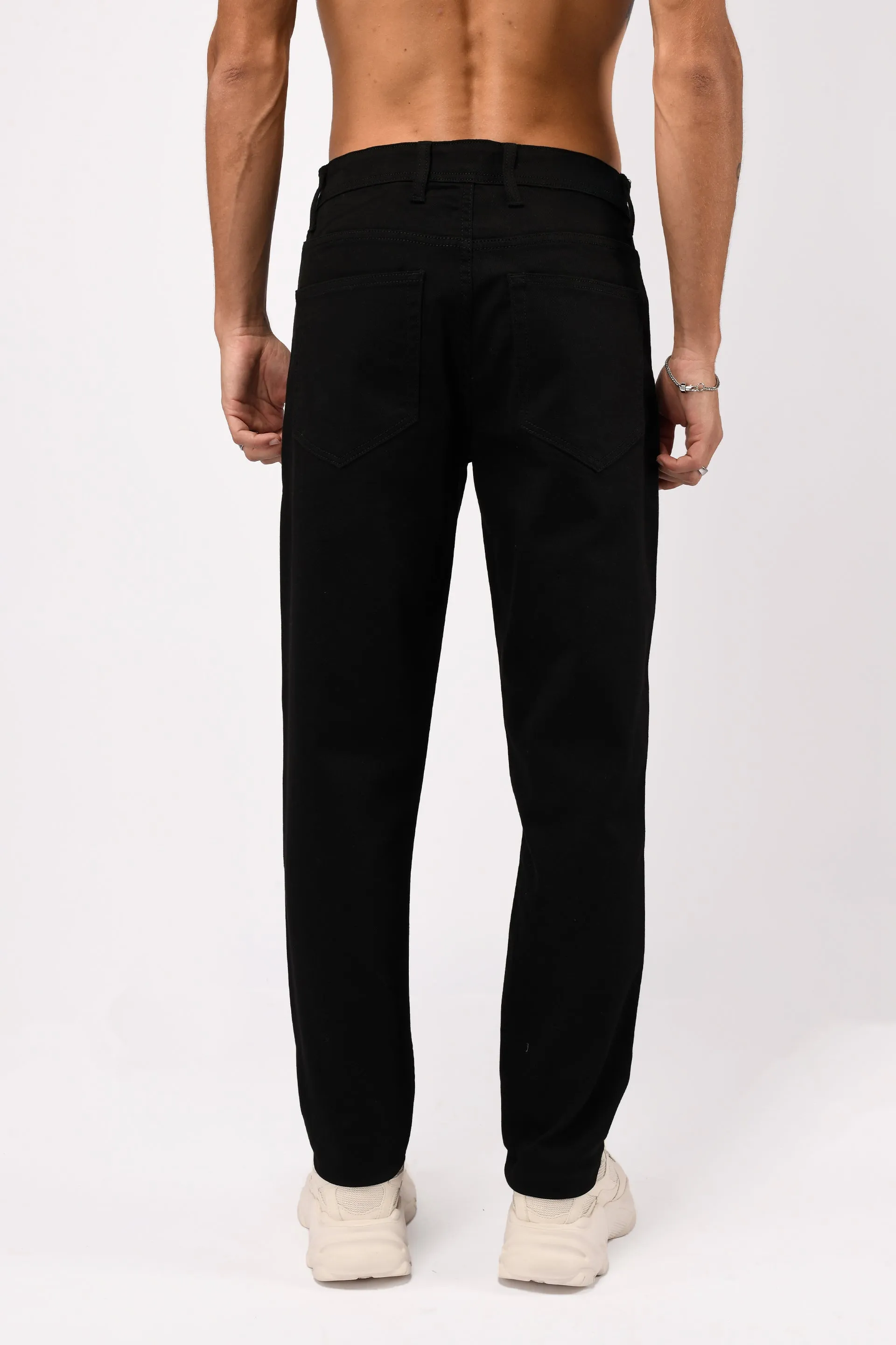 BLACK EDGE TAILORED DENIM IN BLACK
