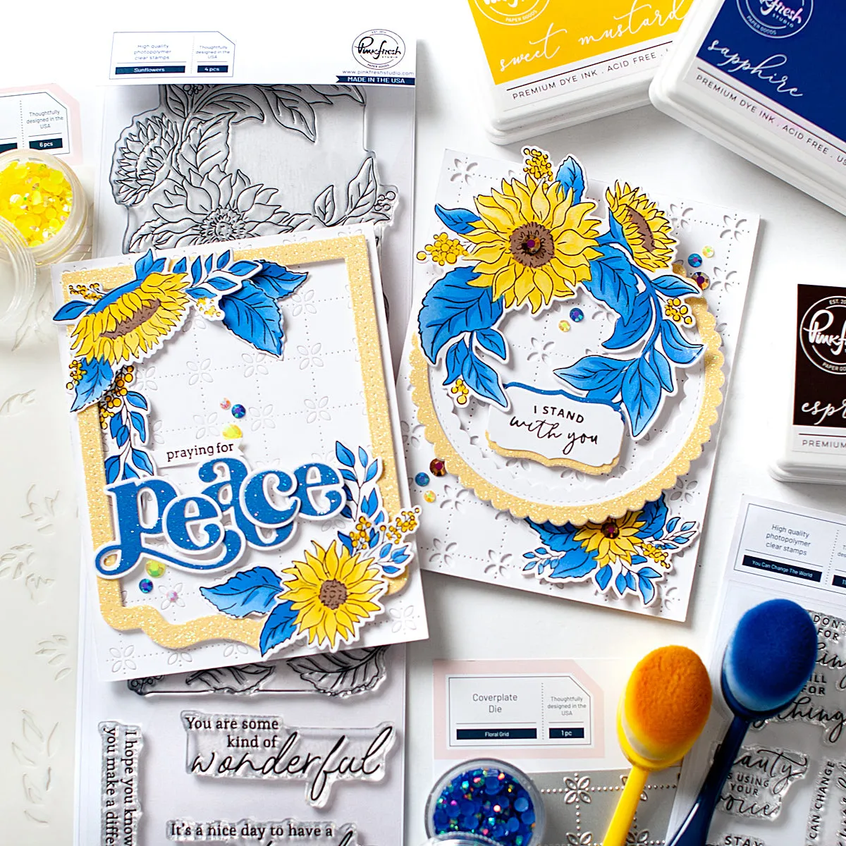 Essentials: Fancy label frames die set