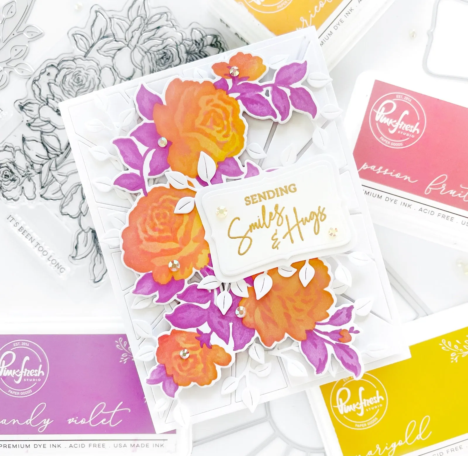 Essentials: Fancy label frames die set