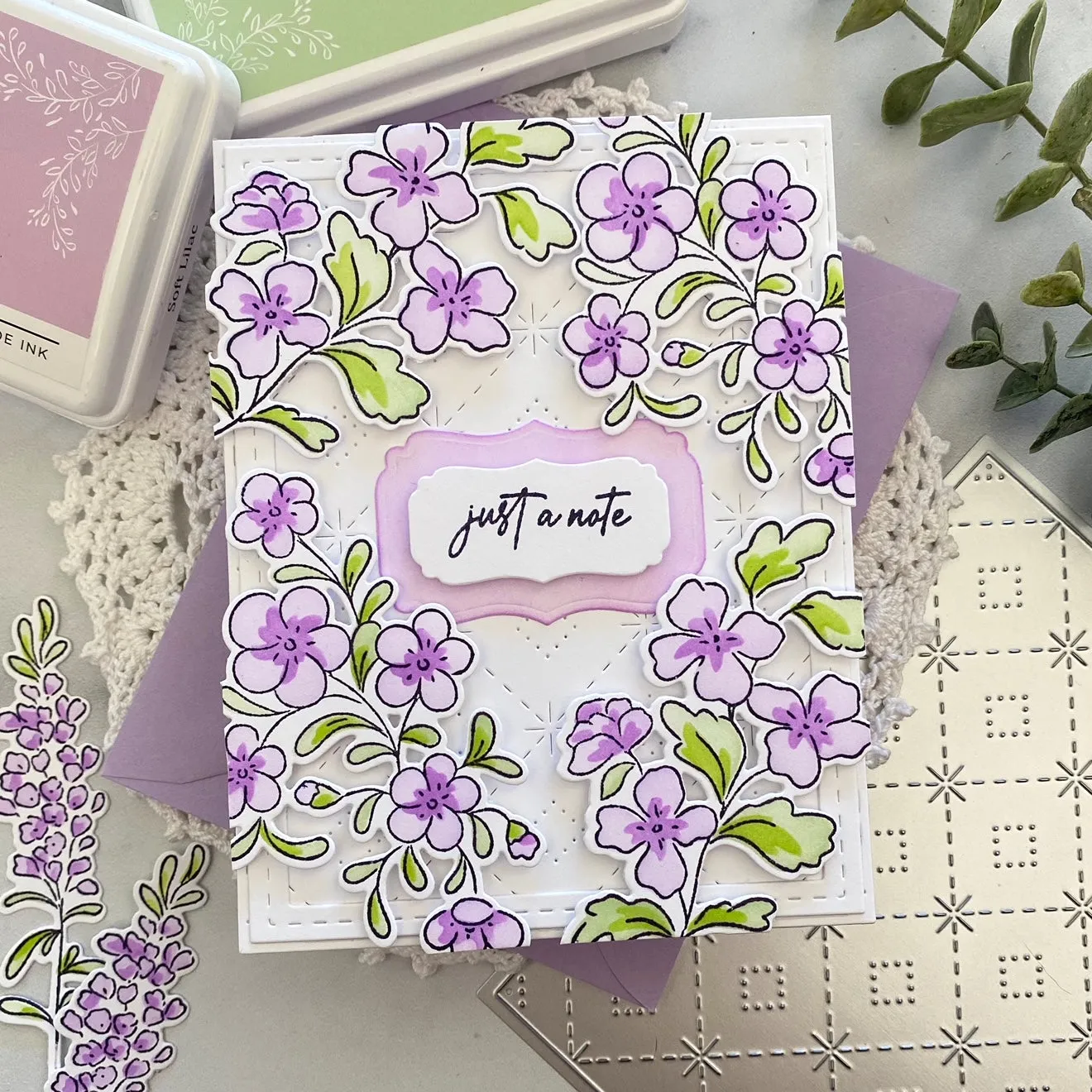 Essentials: Fancy label frames die set