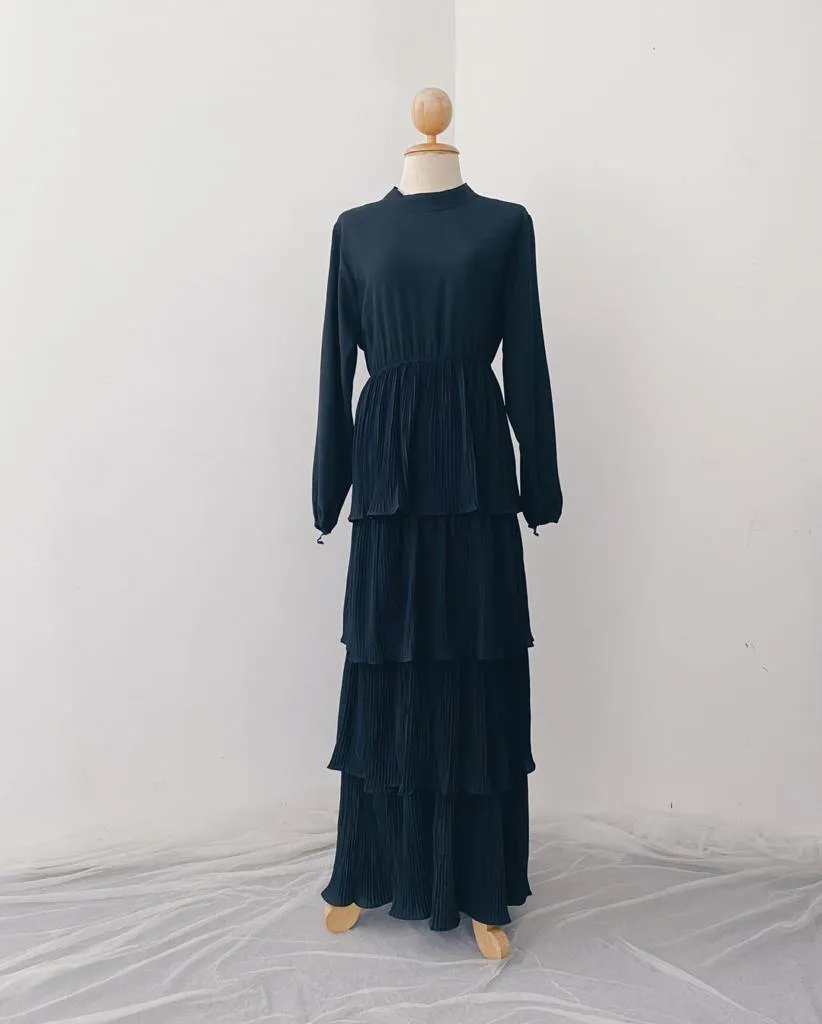 Pleated Layers Maxi Dress