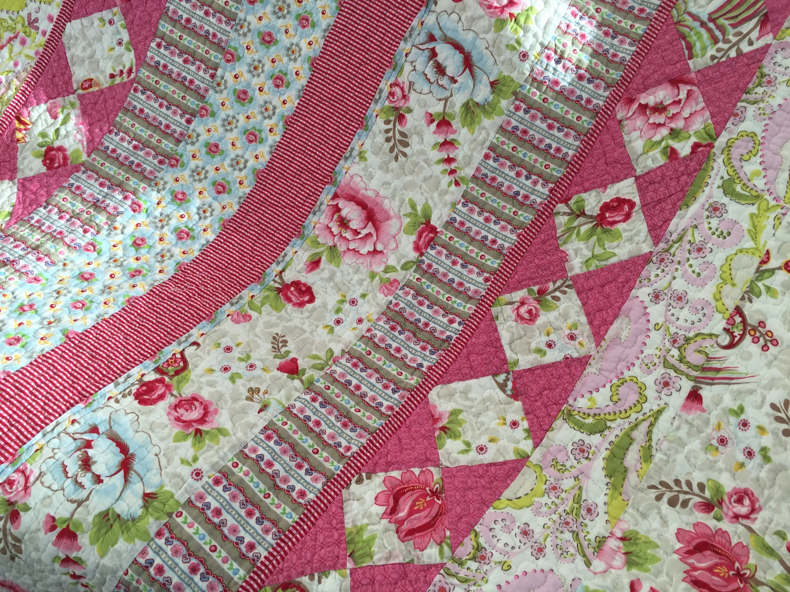 Stella Cotton Quilted Floral Throw Rug