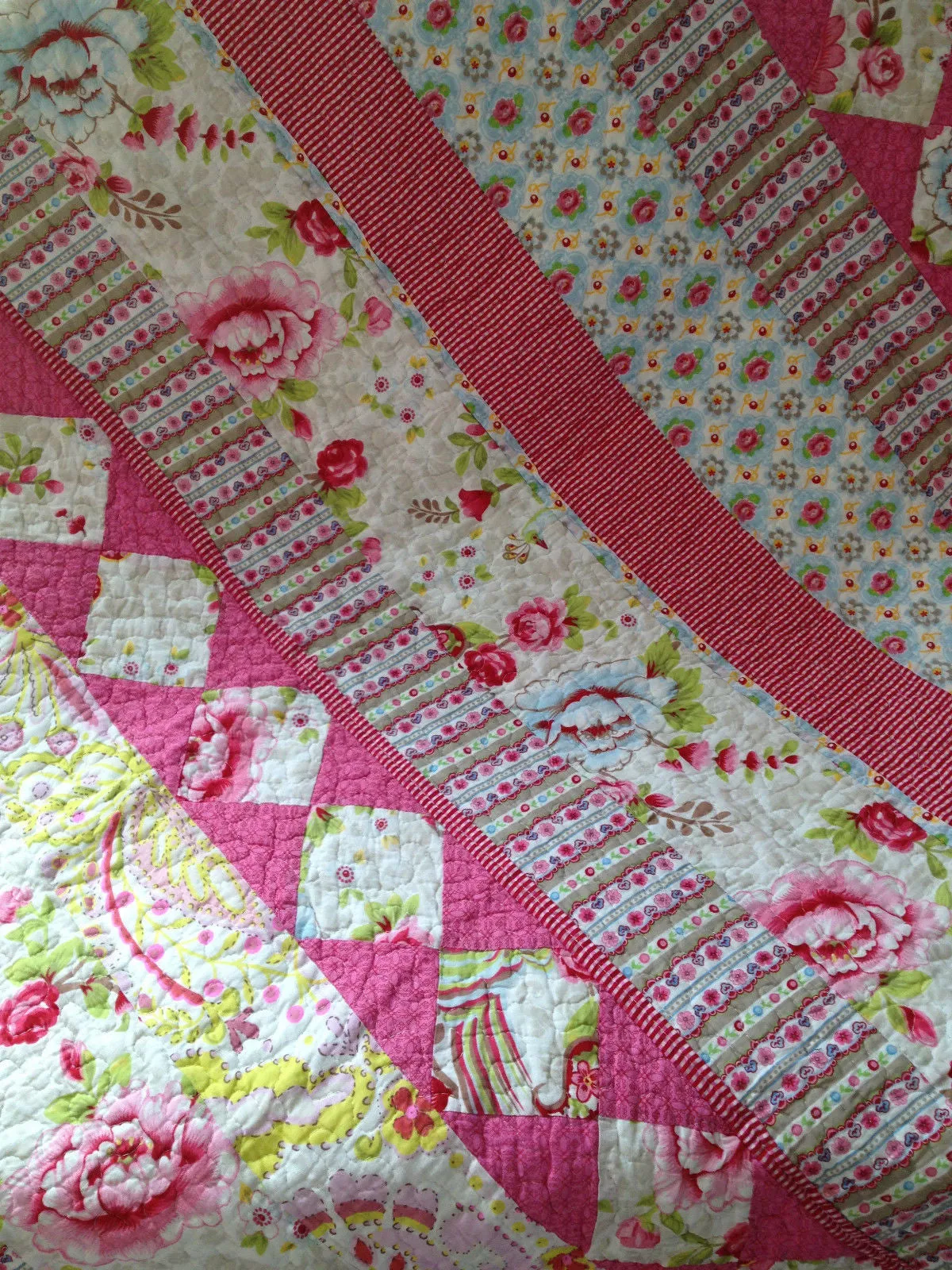 Stella Cotton Quilted Floral Throw Rug