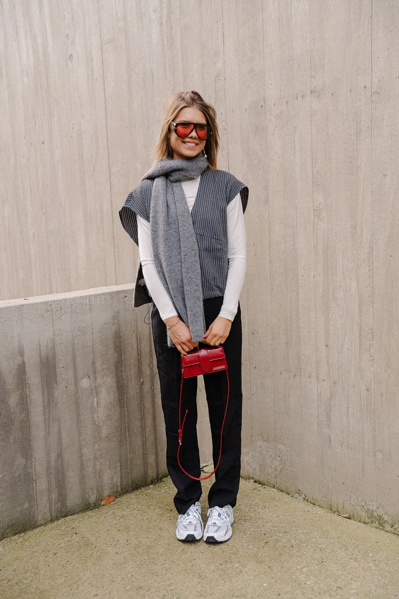 VISelma Ella High-Waist Pants in Black Beauty