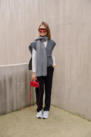 VISelma Ella High-Waist Pants in Black Beauty
